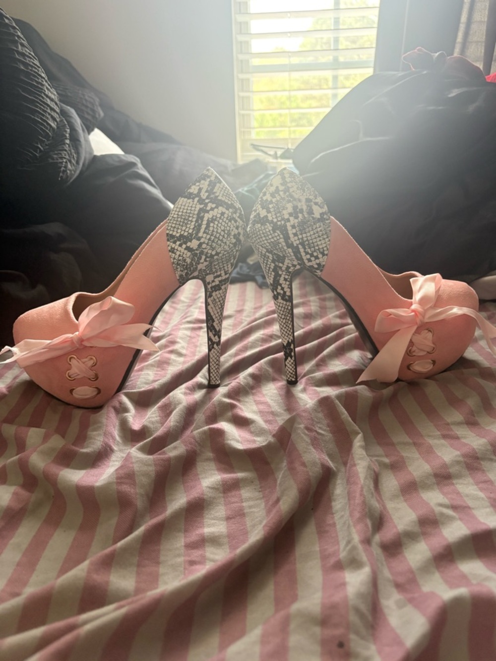 Source Unknown Pink Suede Heels with Snake-Print Stiletto